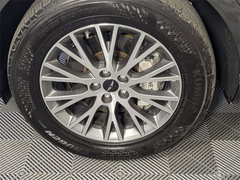 Used 2025 Genesis GV80 2.5T Standard image 8