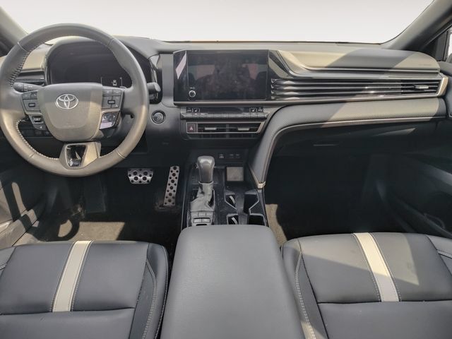 Used 2025 Toyota Camry SE w/ Convenience Package FWD image 10