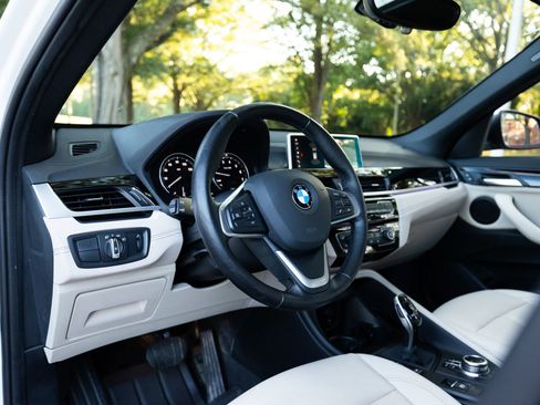 Used 2021 BMW X1 xDrive28i w/ Convenience Package image 18