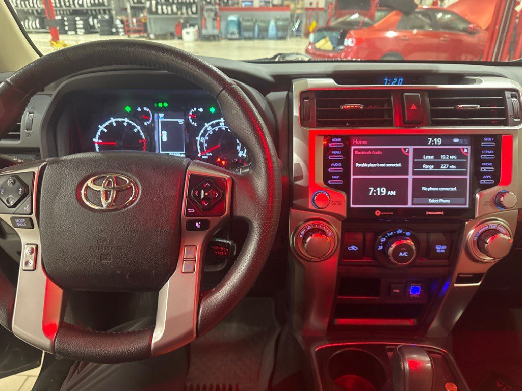 Used 2022 Toyota 4Runner SR5 RWD image 38