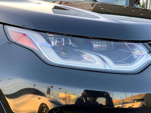 Used 2024 Land Rover Discovery Sport S image 26