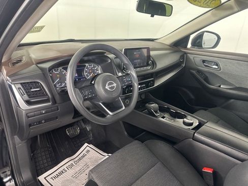 Used 2023 Nissan Rogue SV image 21