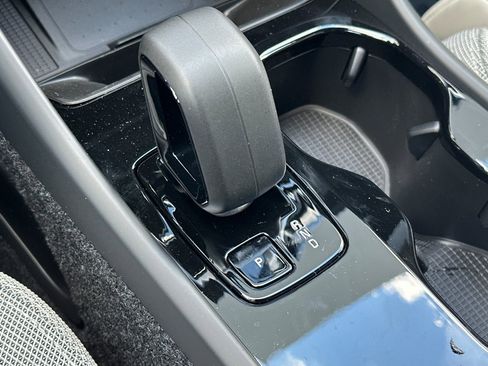 New 2026 Volvo EX40 Plus w/ Climate Package image 19