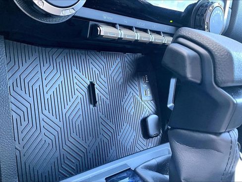 Used 2024 Toyota Tacoma SR image 12