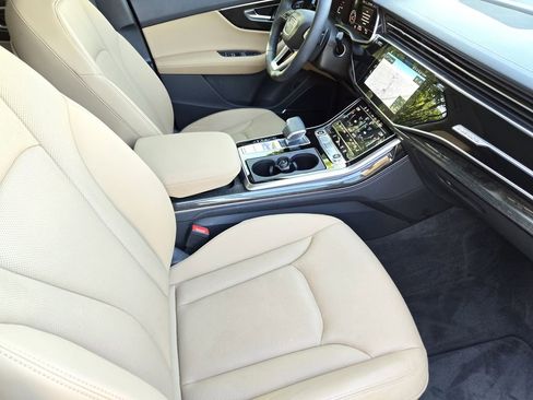 Certified 2023 Audi Q7 3.0T Prestige image 16