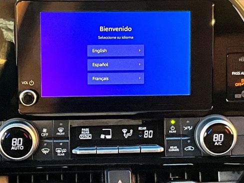 Used 2024 Toyota Highlander LE image 20