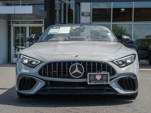 Used 2022 Mercedes-Benz SL 55 AMG 4MATIC w/ Driver Assistance Package image 6