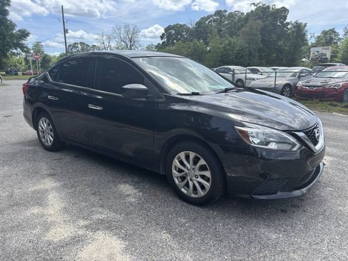 Used 2017 Nissan Sentra SV w/ Style Package FWD image 7