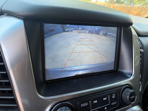Used 2018 Chevrolet Suburban Premier AWD/4WD image 27