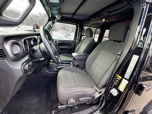 Used 2021 Jeep Wrangler Unlimited Willys image 23