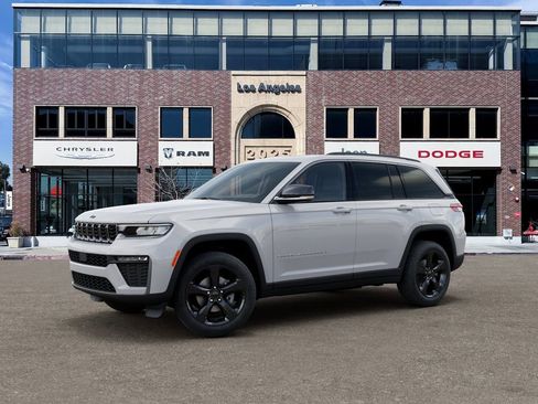 New 2026 Jeep Grand Cherokee Limited w/ Limited Altitude Package AWD/4WD image 2
