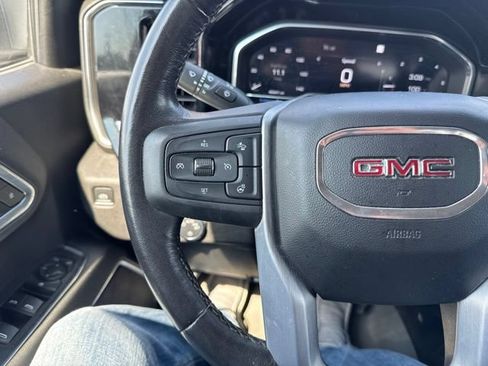 Used 2022 GMC Sierra 1500 SLE w/ X31 Off-Road Package AWD/4WD image 30