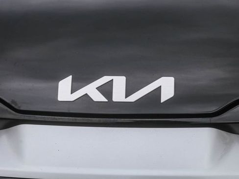Used 2023 Kia Sportage EX FWD image 7