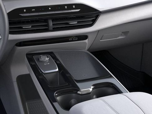 New 2027 Buick Enclave Avenir w/ LPO, Floor Liner Package AWD/4WD image 23