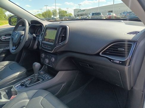 Used 2023 Jeep Cherokee Altitude Lux AWD/4WD image 16
