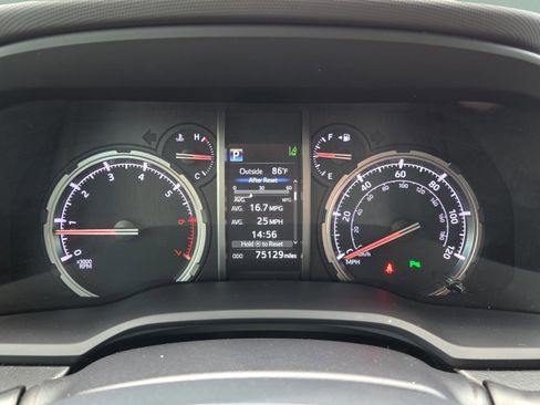 Certified 2022 Toyota 4Runner Limited AWD/4WD image 13