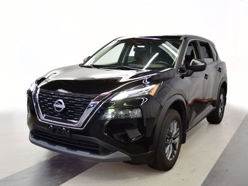 Used 2023 Nissan Rogue S AWD/4WD image 4