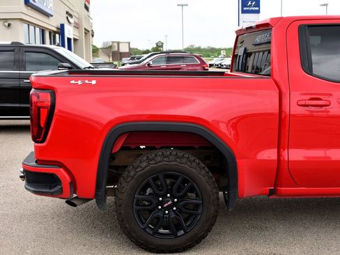 Used 2024 GMC Sierra 1500 Elevation image 8