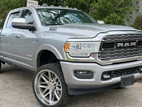 Used 2019 RAM 2500 Limited AWD/4WD image 19