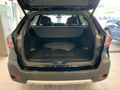 Certified 2024 Subaru Outback Limited AWD/4WD image 18