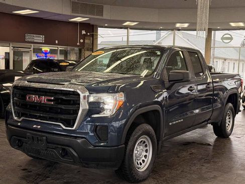 Used 2019 GMC Sierra 1500 4x4 Double Cab w/ Convenience Package image 2