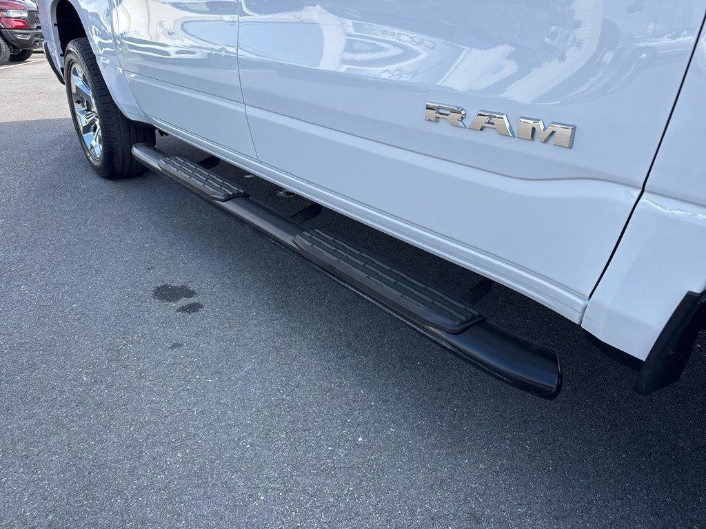 Used 2019 RAM 1500 Big Horn AWD/4WD image 15