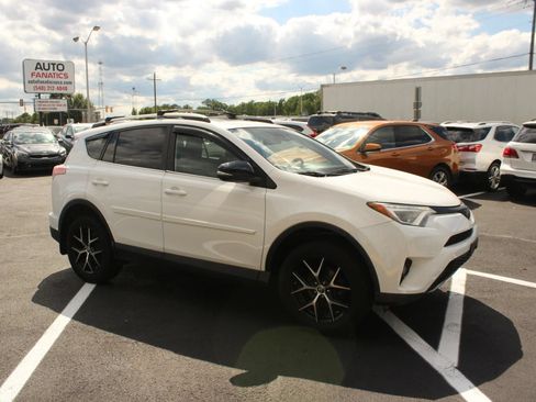 Used 2017 Toyota RAV4 SE AWD/4WD image 11