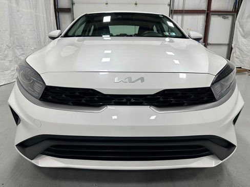 Used 2024 Kia Forte LXS image 2