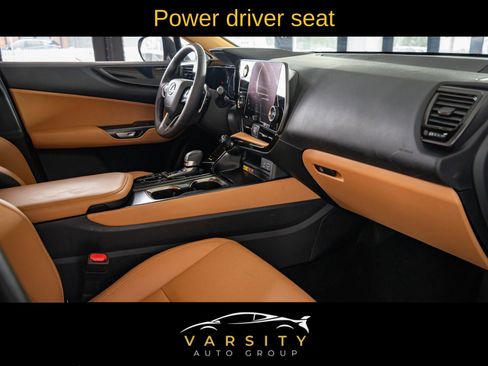 Used 2025 Lexus NX 250 FWD w/ Towing Package (2000 Lbs) image 17