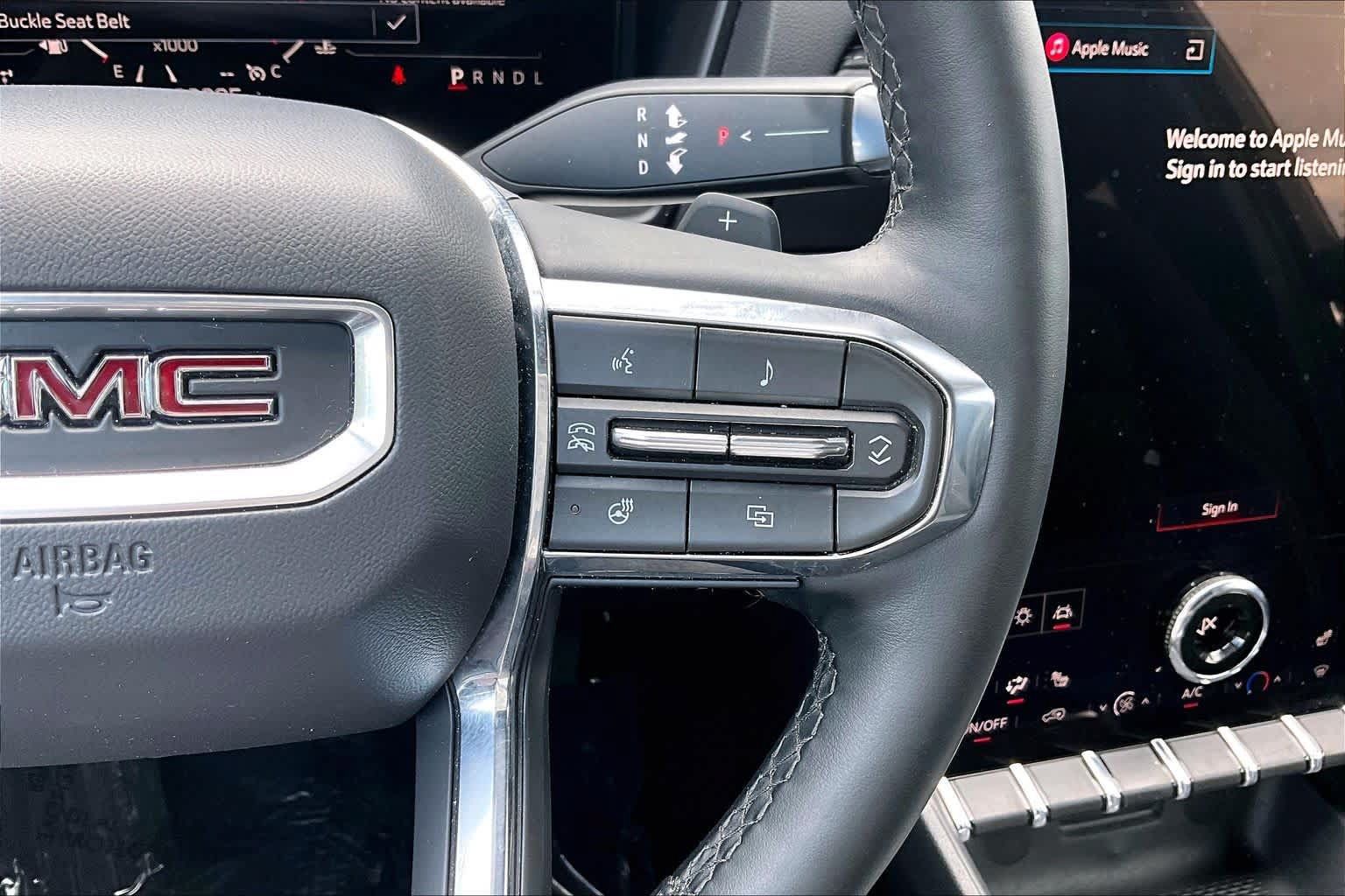 Used 2026 GMC Terrain Elevation AWD/4WD image 25