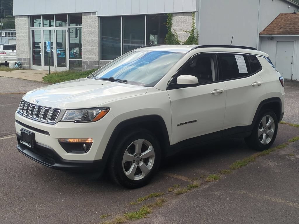 Used 2018 Jeep Compass Latitude w/ Popular Equipment Group AWD/4WD image 8
