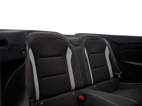 Used 2019 Chevrolet Camaro LT RWD image 37