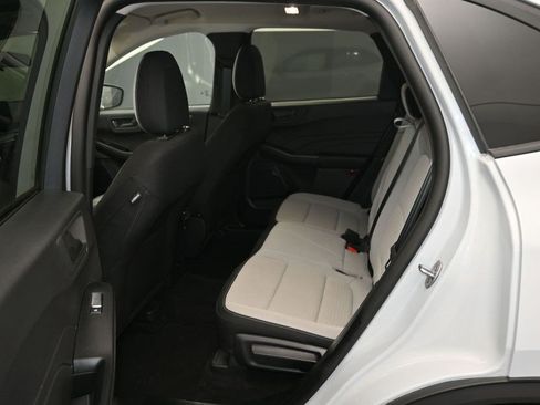 Used 2025 Ford Escape Active w/ Cold Weather Package AWD/4WD image 12
