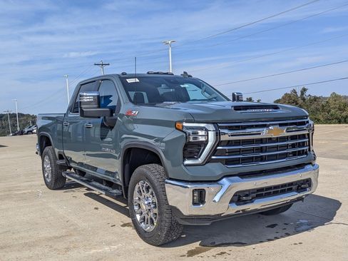 New 2026 Chevrolet Silverado 2500 LTZ w/ LTZ Convenience Package image 5