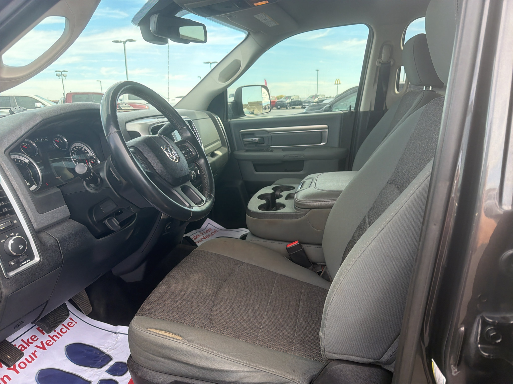 Used 2016 RAM 2500 SLT w/ Luxury Group AWD/4WD image 12