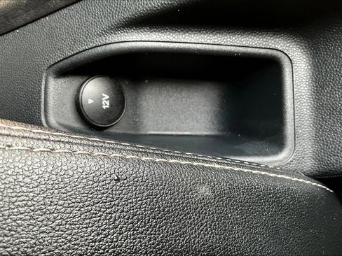 Used 2021 Ford EcoSport Titanium image 33