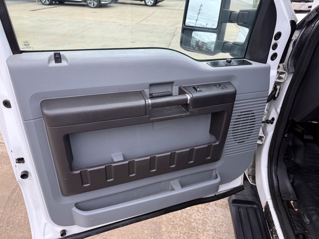 Used 2016 Ford F350 XL AWD/4WD image 23
