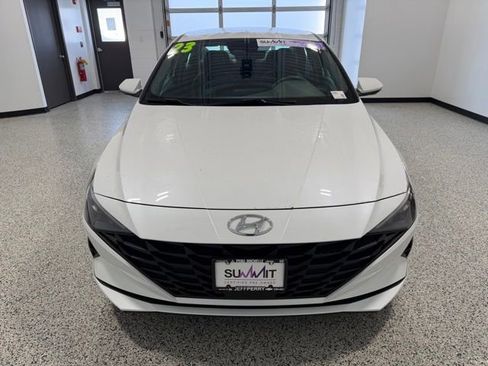 Used 2023 Hyundai Elantra SEL w/ Convenience Package FWD image 7