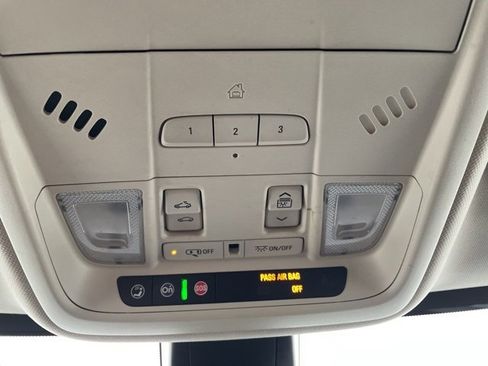 Used 2019 Cadillac XT5 Luxury w/ LPO, Radiant Package image 27