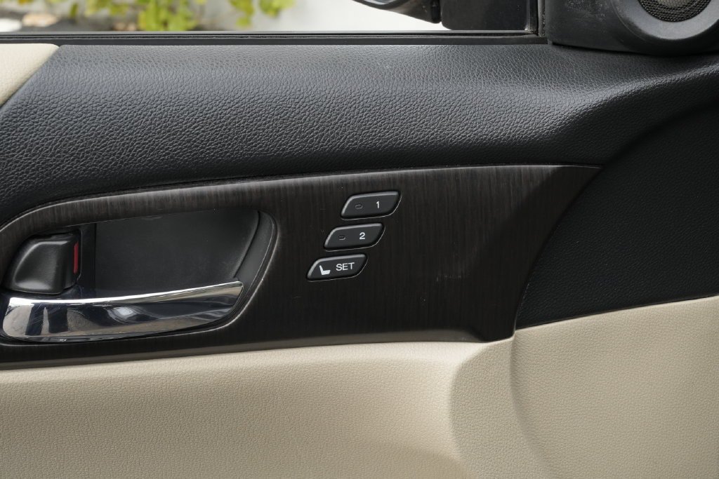 Used 2014 Honda Accord EX-L image 18