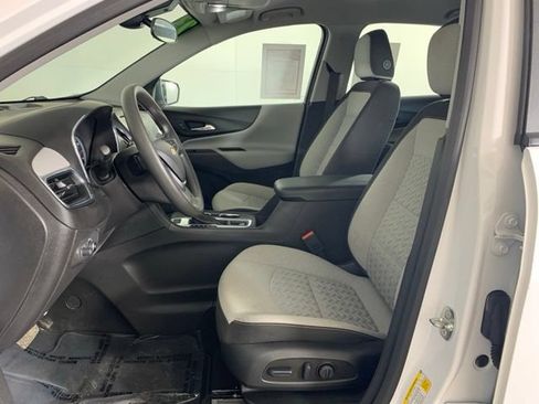 Used 2023 Chevrolet Equinox LS AWD/4WD image 18