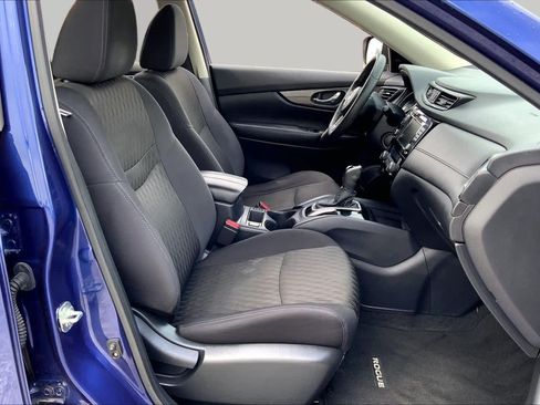 Used 2020 Nissan Rogue SV FWD image 9