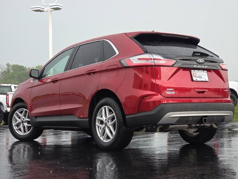 Used 2024 Ford Edge SEL w/ Convenience Package AWD/4WD image 16