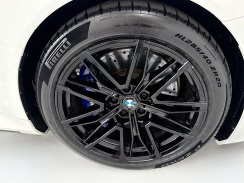 Used 2025 BMW M5 Touring AWD/4WD image 32