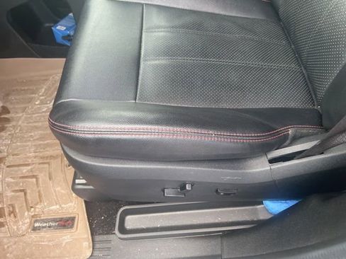 Used 2019 Dodge Grand Caravan GT image 6