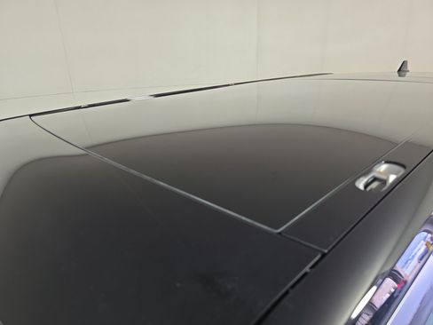 Used 2024 Rivian R1S Adventure AWD/4WD image 13