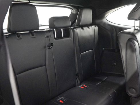 Used 2025 Toyota Highlander XSE image 13