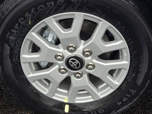 New 2026 Toyota Tacoma SR5 AWD/4WD image 9
