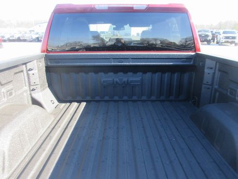New 2026 GMC Sierra 1500 SLT image 6