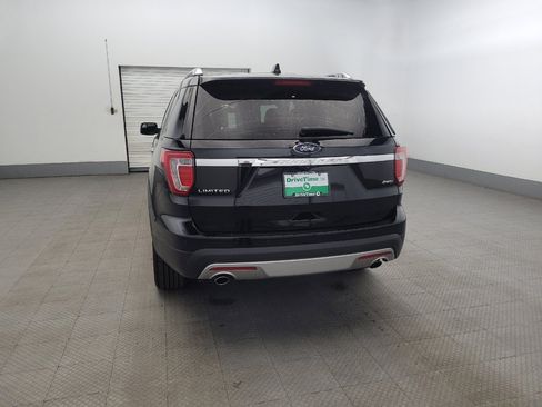 Used 2017 Ford Explorer Limited image 6